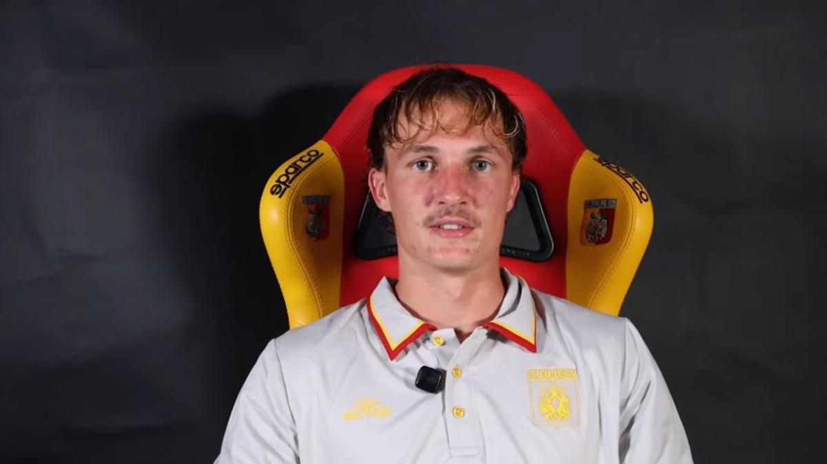 Catanzaro, Pogacar: “Qui mi sento già a casa. Voglio dare tutto per questa maglia”