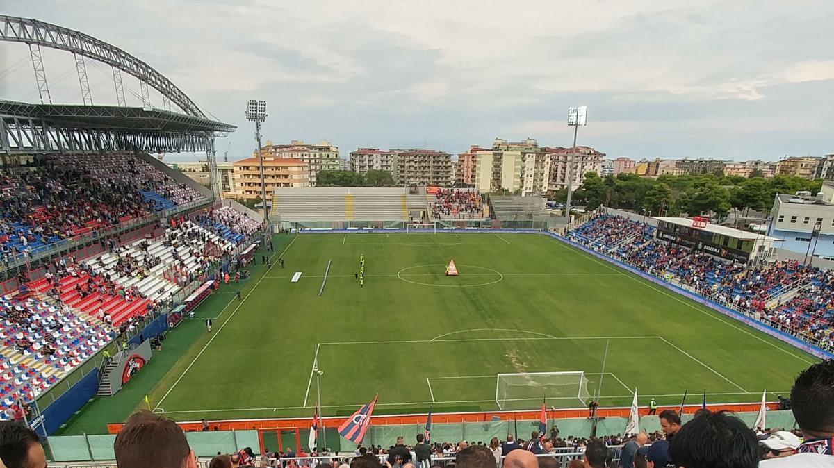 Cosenza-Potenza a porte chiuse, respinto il ricorso del club lucano: confermata la decisione del Prefetto