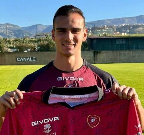 Reggina, Verduci verso l’addio: possibile nuova avventura nel Girone I