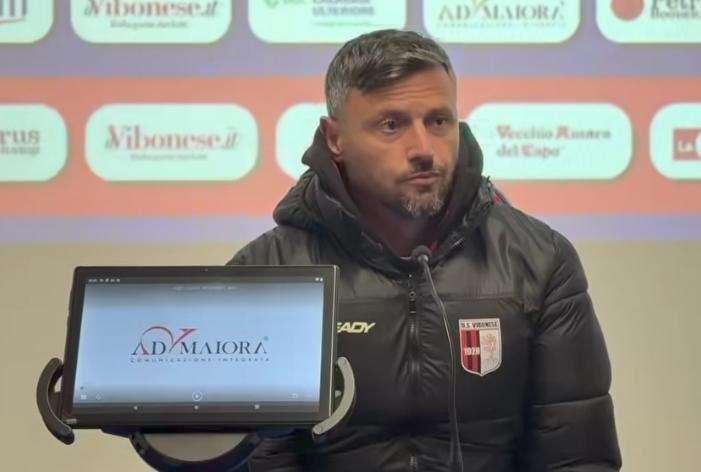 Vibonese, risoluzione consensuale con mister Esposito e il suo vice