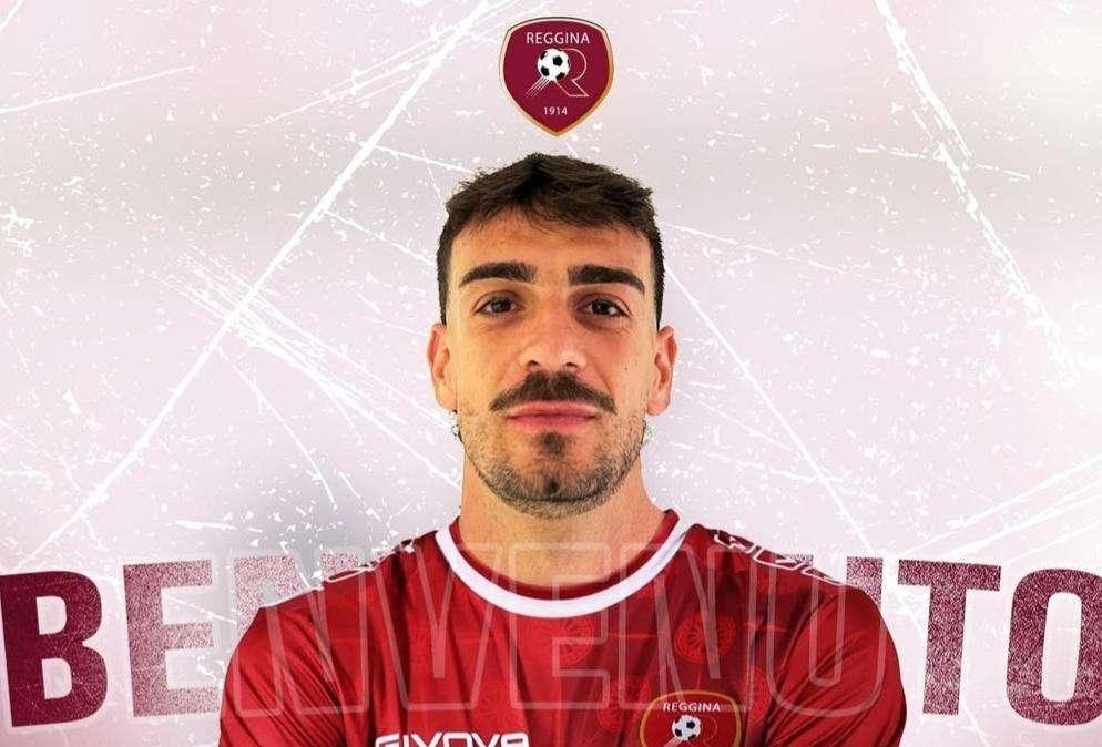 La Reggina annuncia l'ingaggio dell'attaccante Luca Ferraro
