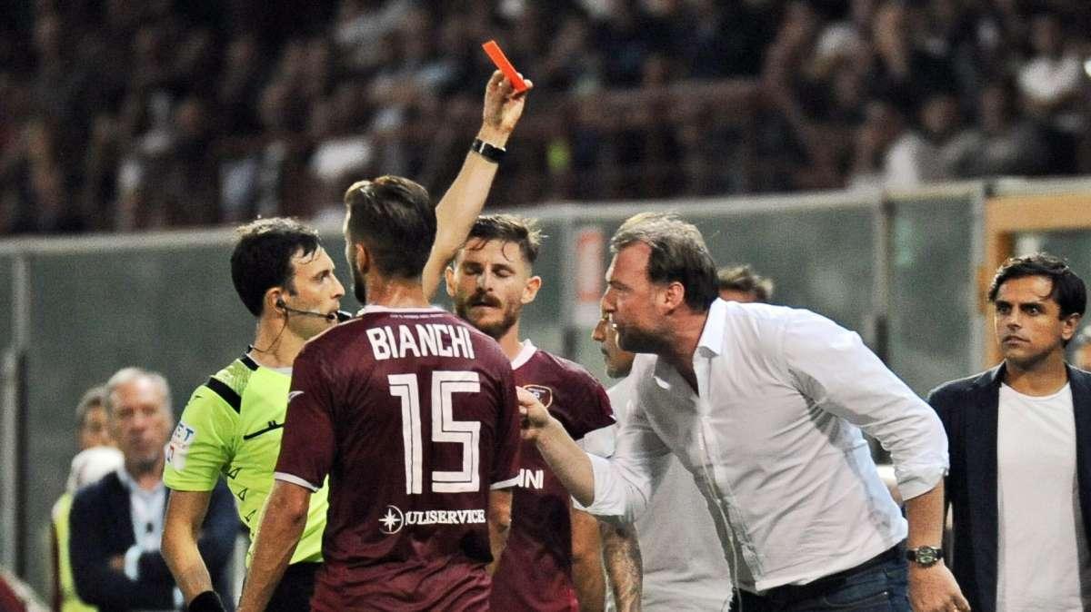 Il saluto di Massimo Taibi. "È finita nel modo peggiore. State vicini alla Reggina" 