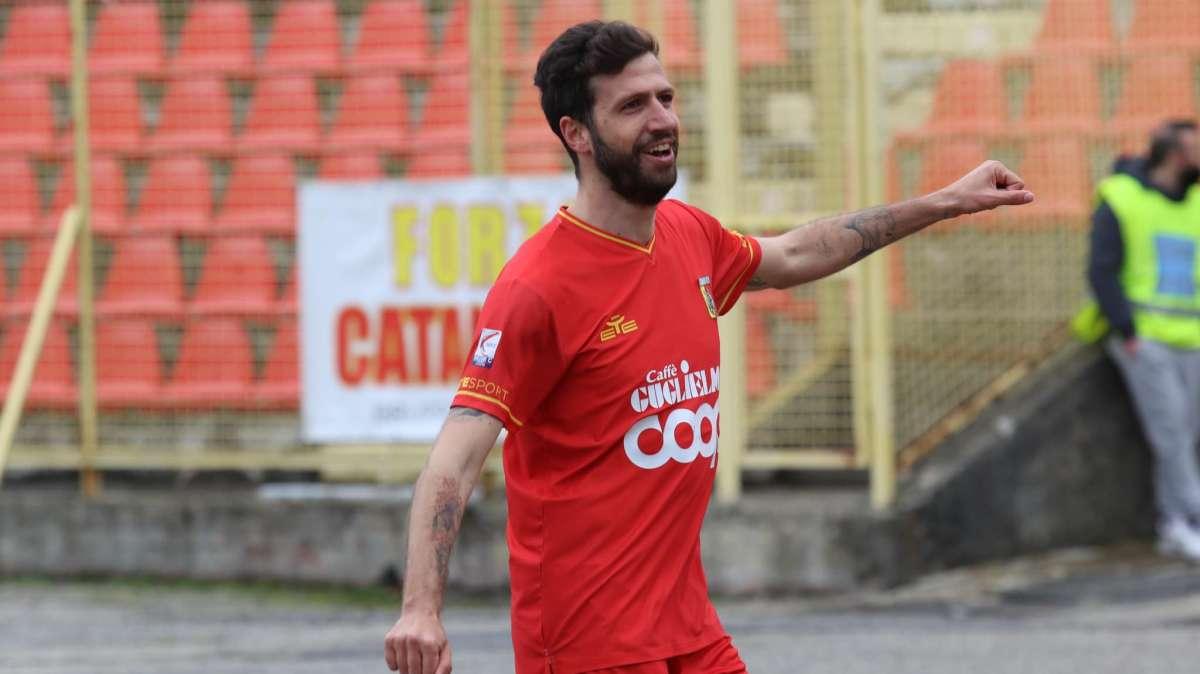 Aquile in scioltezza al “Partenio” contro il Giugliano; 0-4 ed altra prestazione mostruosa dei ragazzi di Vivarini