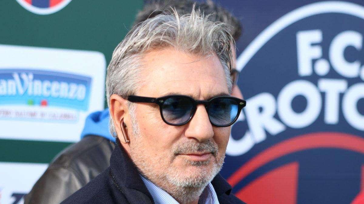 Crotone, corsa contro il tempo per l'iscrizione al campionato