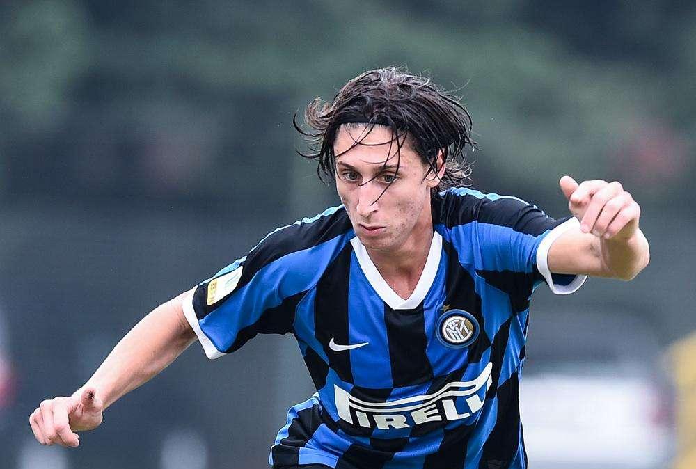 Crotone, doppia operazione con l'Inter: Mulattieri quasi, Satriano si tratta 