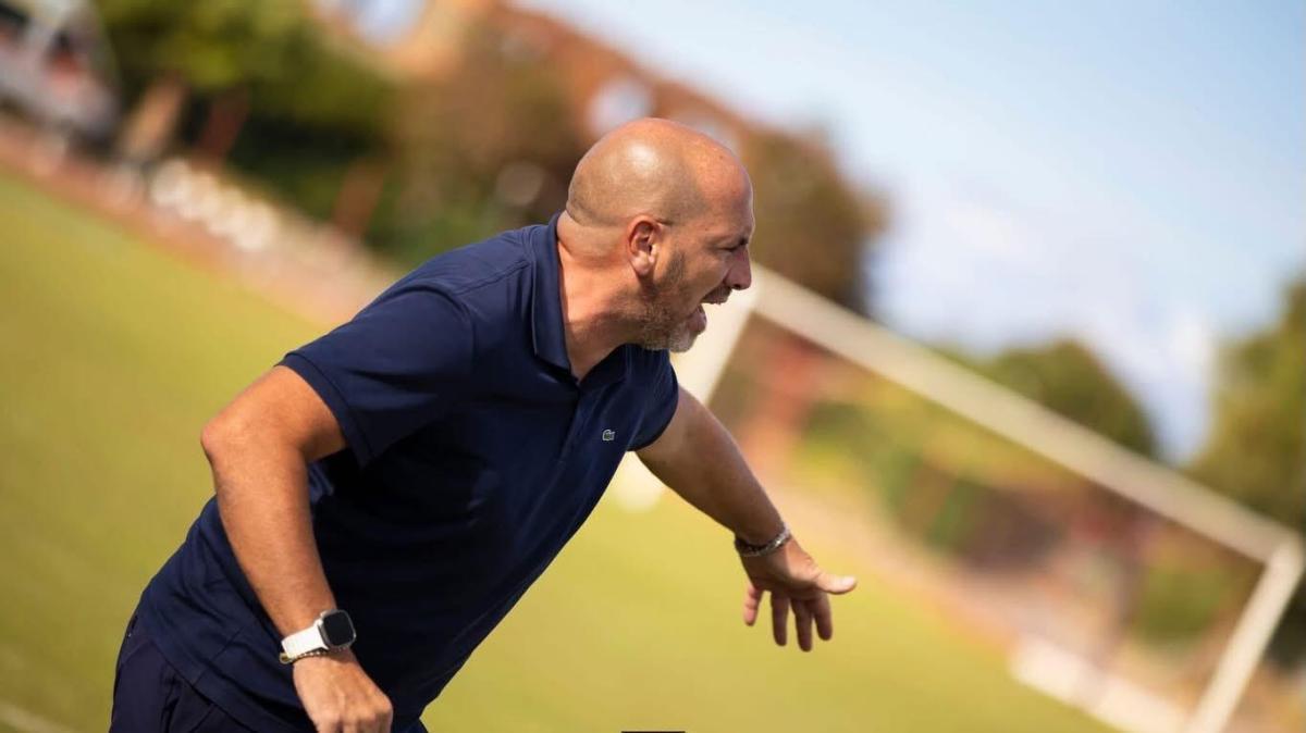 Reggina-Vibonese, Marra avverte i suoi: “Gli amaranto meritano il primo posto, al Granillo sarà una sfida difficile”
