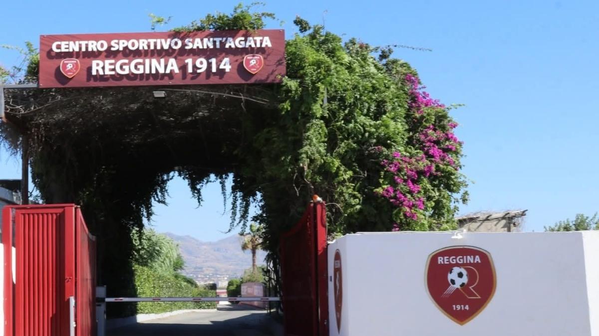 Reggina, si avvicina il ritiro: possibile partenza il 27 luglio al Sant’Agata