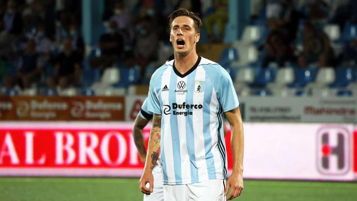 Reggina, spunta un nuovo bomber per l’attacco: c’è il sondaggio