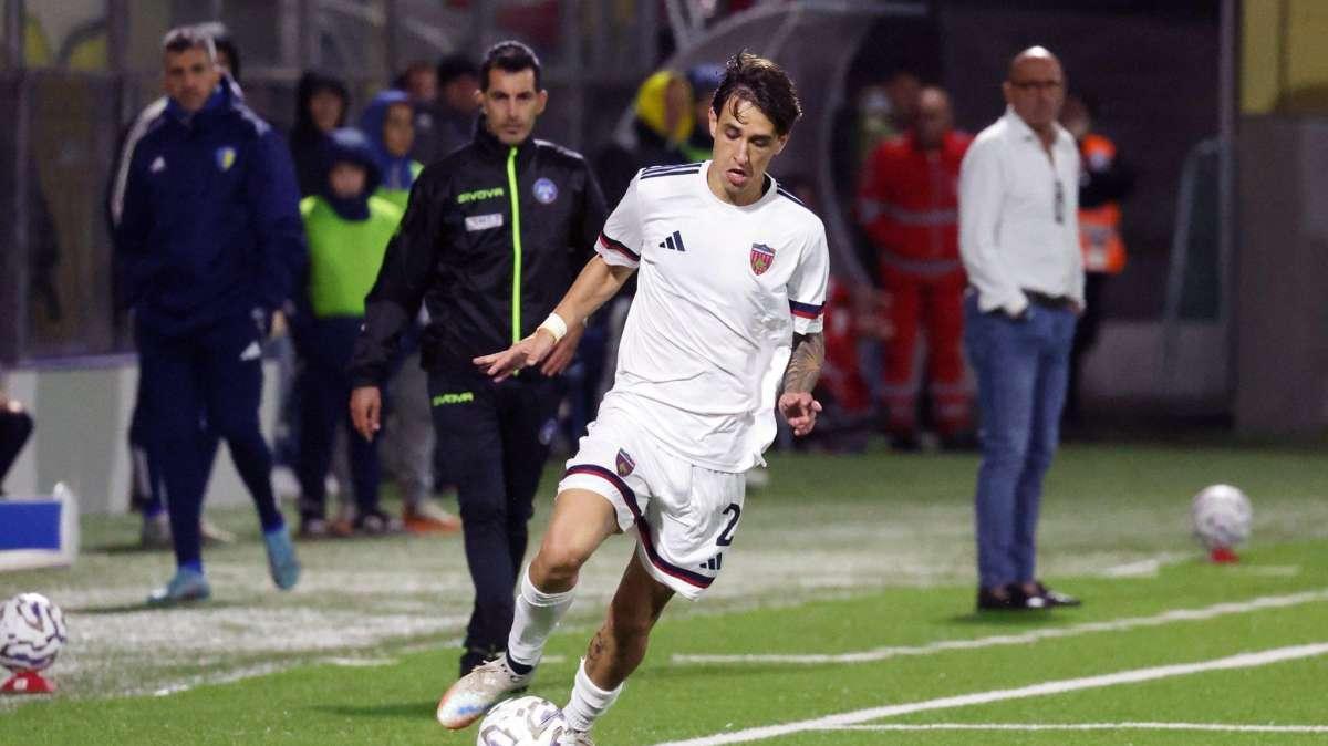 Cimino suona la carica: “Se vogliamo un grande campionato, dobbiamo subire meno gol”