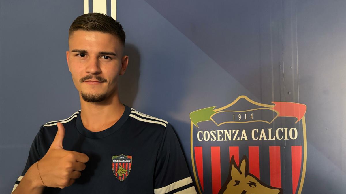 Cosenza, Enrico Giannini, in rossoblù per lasciare il segno