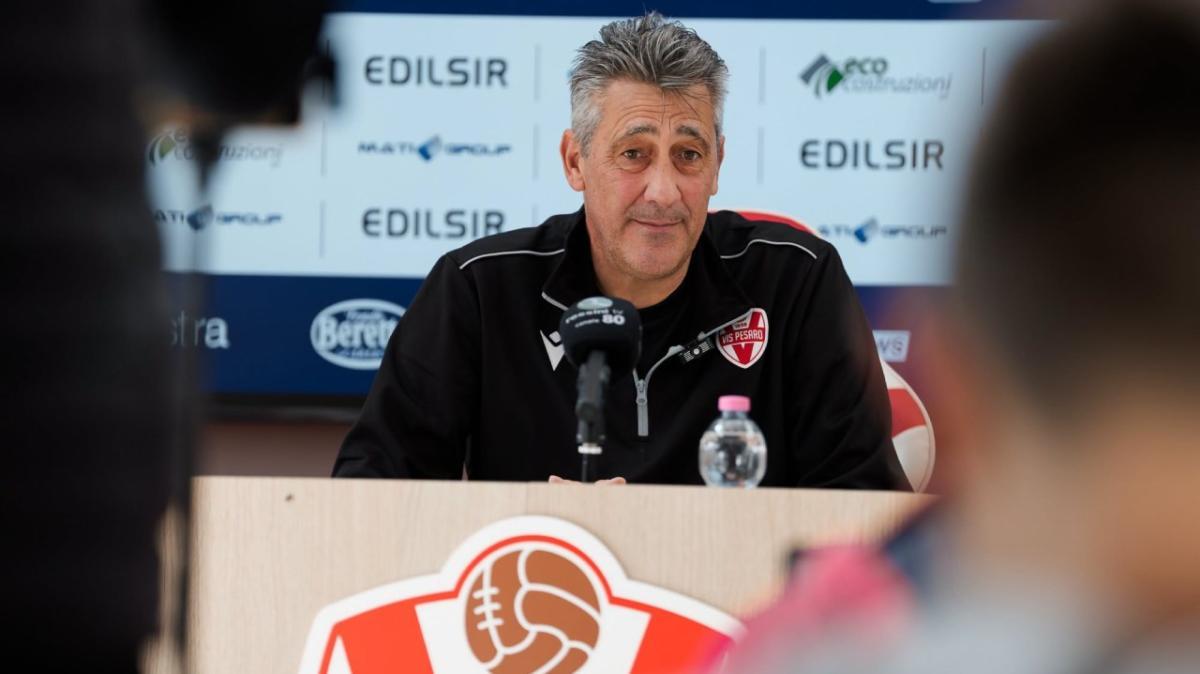 Vis Pesaro, Aglietti: "Dobbiamo leccarci le ferite, mi aspettavo una partita diversa"