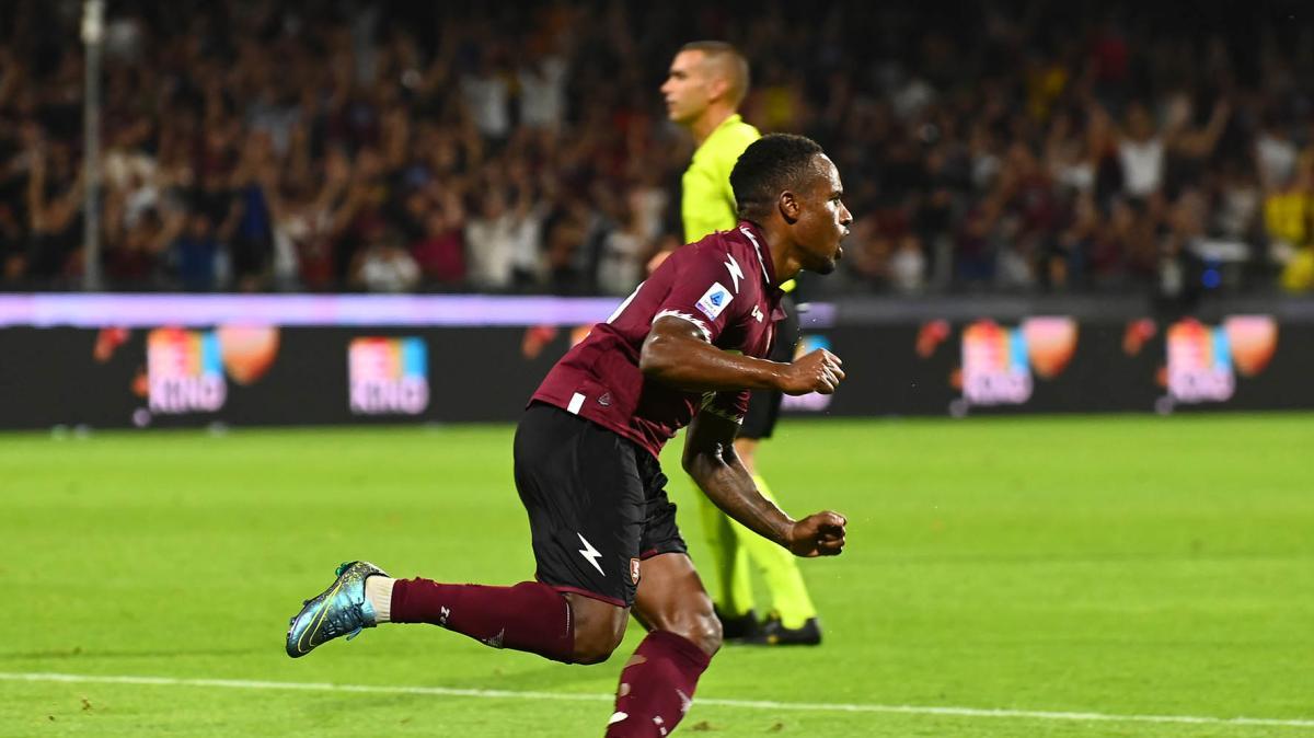 Salernitana, l'ex granata Cabral si prepara ad affrontare Messi ai Mondiali