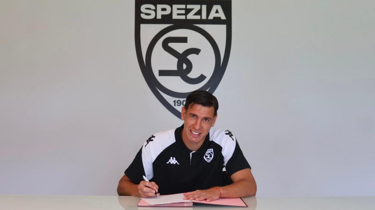 Spezia, ufficiale l'arrivo a centrocampo di Capomaggio