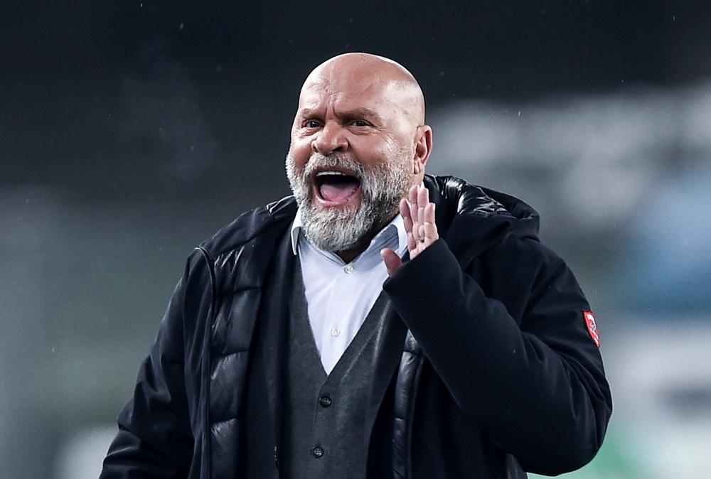 Salernitana, Cosmi dopo il Catania: "Giocare all'Arechi è stato commovente"