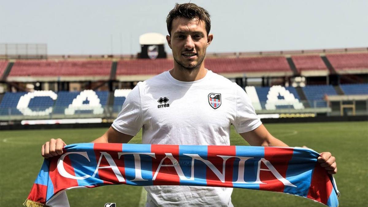 Catania, ufficiale Torrasi: arriva a titolo definitivo dalla Juve Stabia