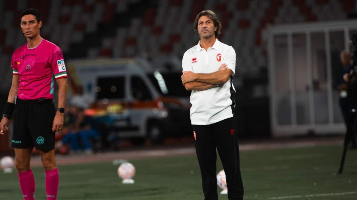 Bari, Rastelli: "Questi ragazzi ci stanno mettendo l'anima. E su Sibillli... "
