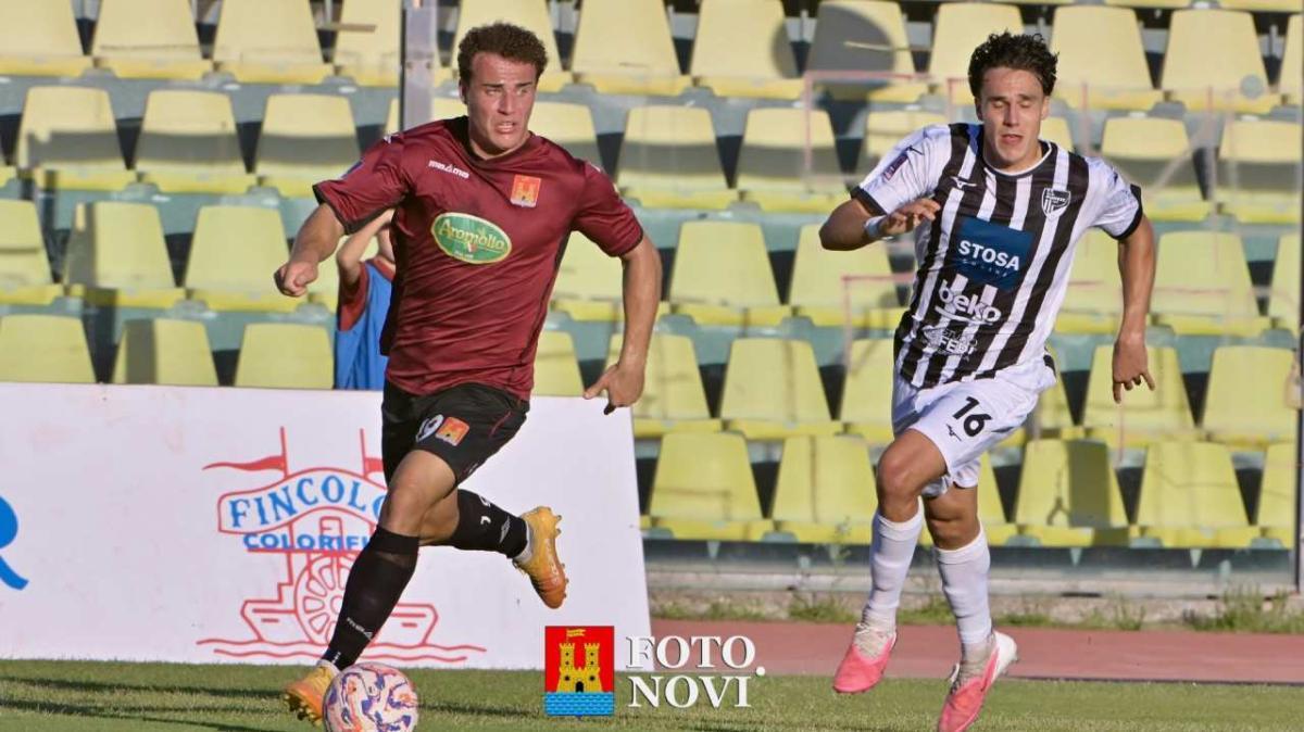 Livorno, l'annuncio di Alessandro Lucarelli: "Regazzetti ha un tumore al testicolo"