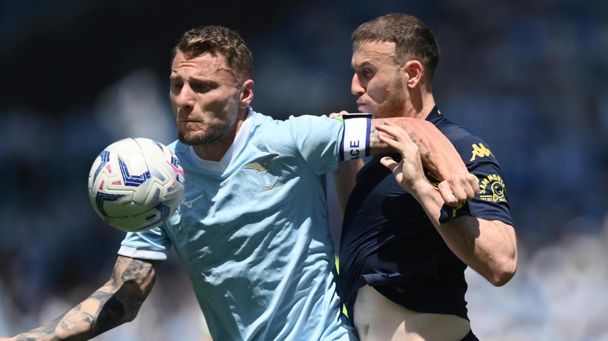 Ritiro Immobile, il Pescara: "Fieri di far parte della tua storia"