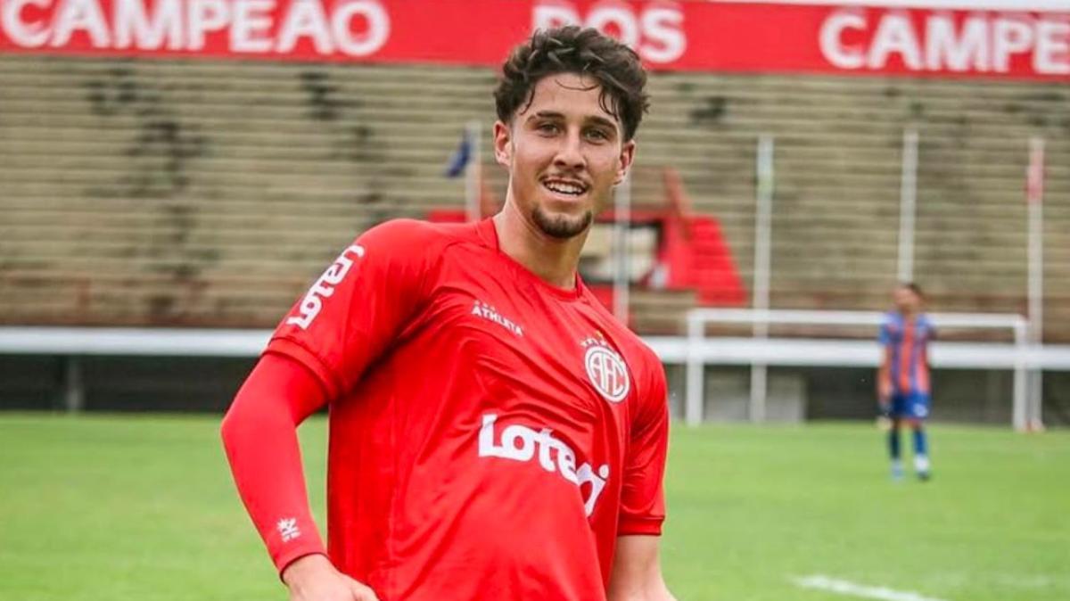 Benevento, acquisto a sorpresa: in arrivo l'attaccante Logan Gaspar Queiroz