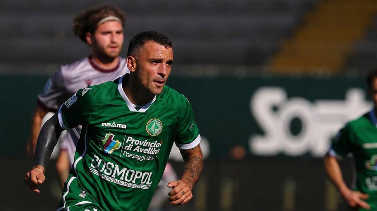 Catania, dialoghi avanzati per Roberto Insigne dall'Avellino