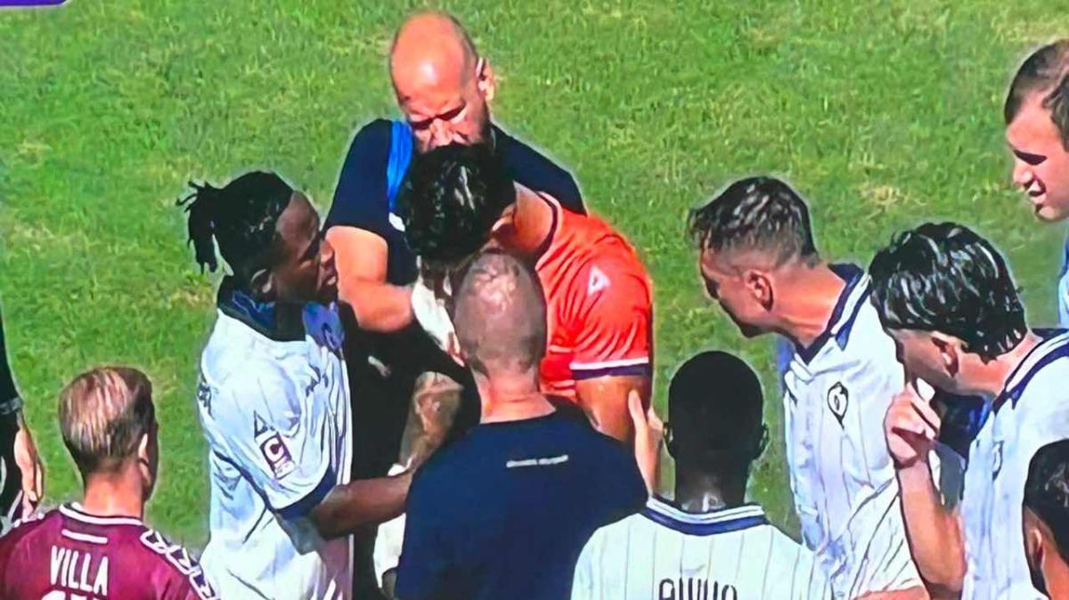 Salernitana-Cavese: brutto infortunio per Boffelli