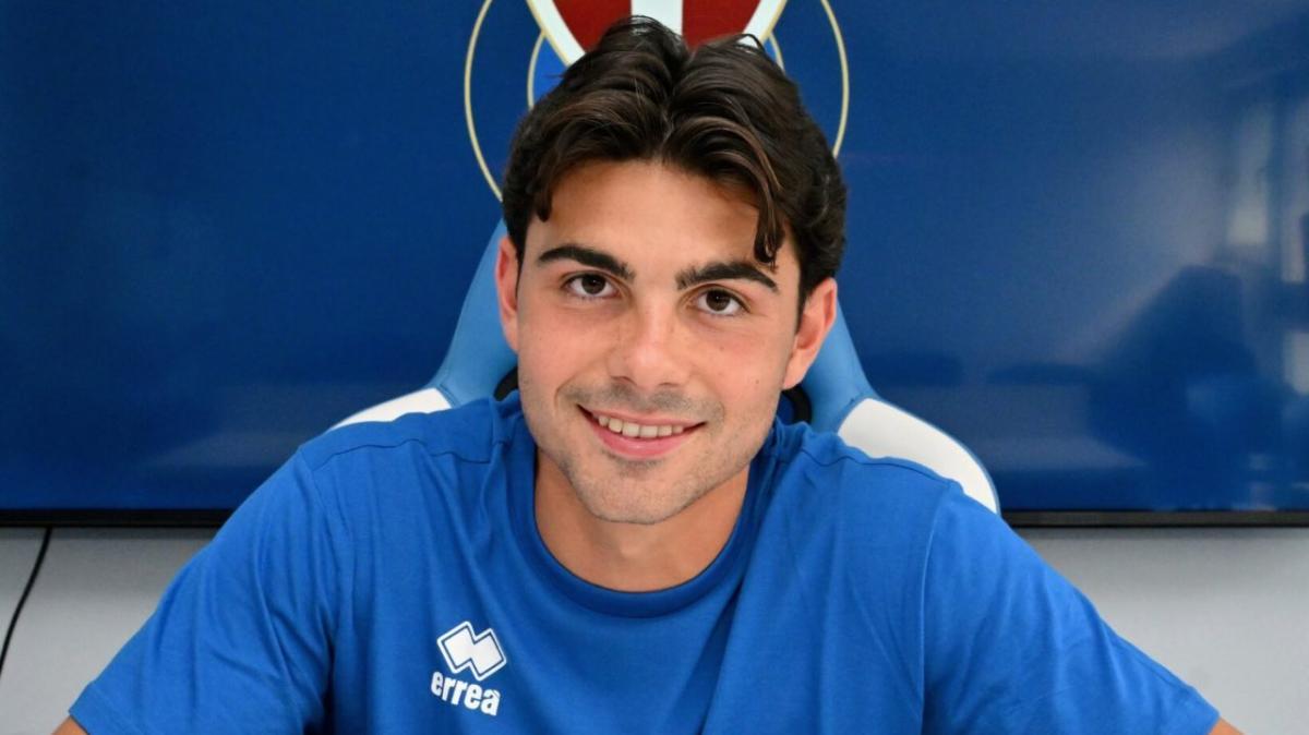 Novara, ufficiale l'arrivo di Romano in prestito dal Genoa