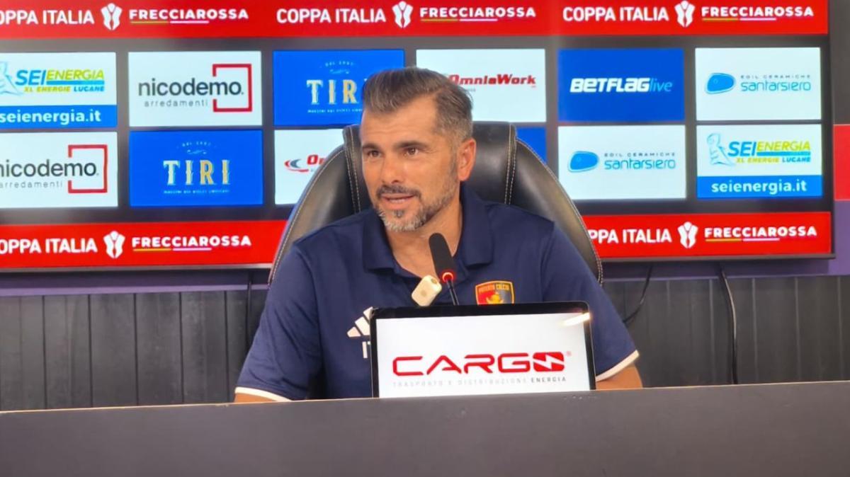 Potenza, Tisci: "Importantissimo partire bene. Mercato? Lavoriamo con serenità"
