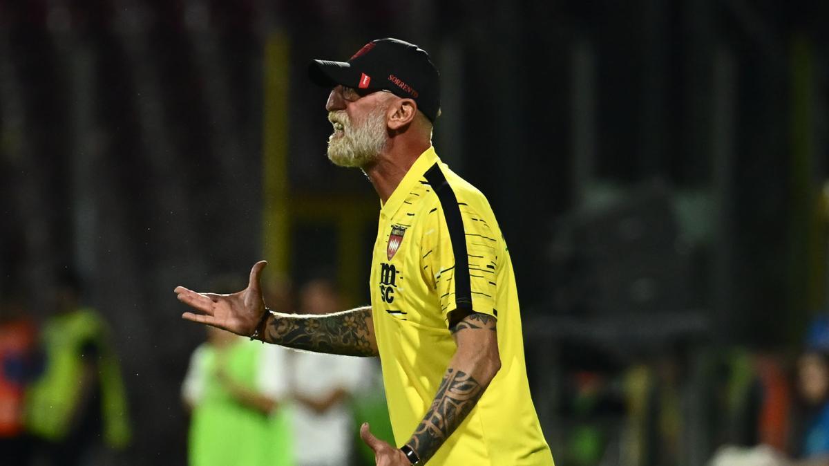 Sorrento, ufficiale la risoluzione contrattuale con Mirko Conte
