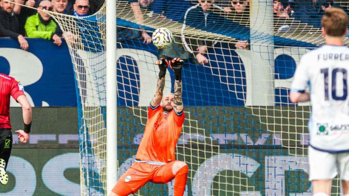 Reggiana, ufficiale l'arrivo di Jacopo Furlan dal Lecco