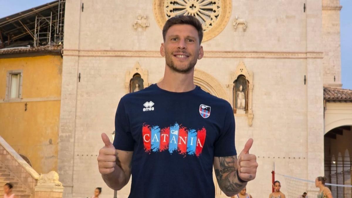 Catania, ora è anche ufficiale: Marco Perrotta è un nuovo difensore rossazzurro
