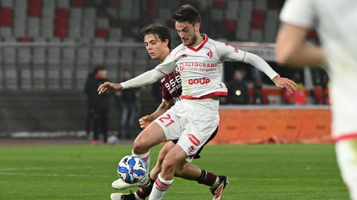 Salernitana-Bari tra passato e presente: da Maggiore a D’Ursi, tutti gli ex