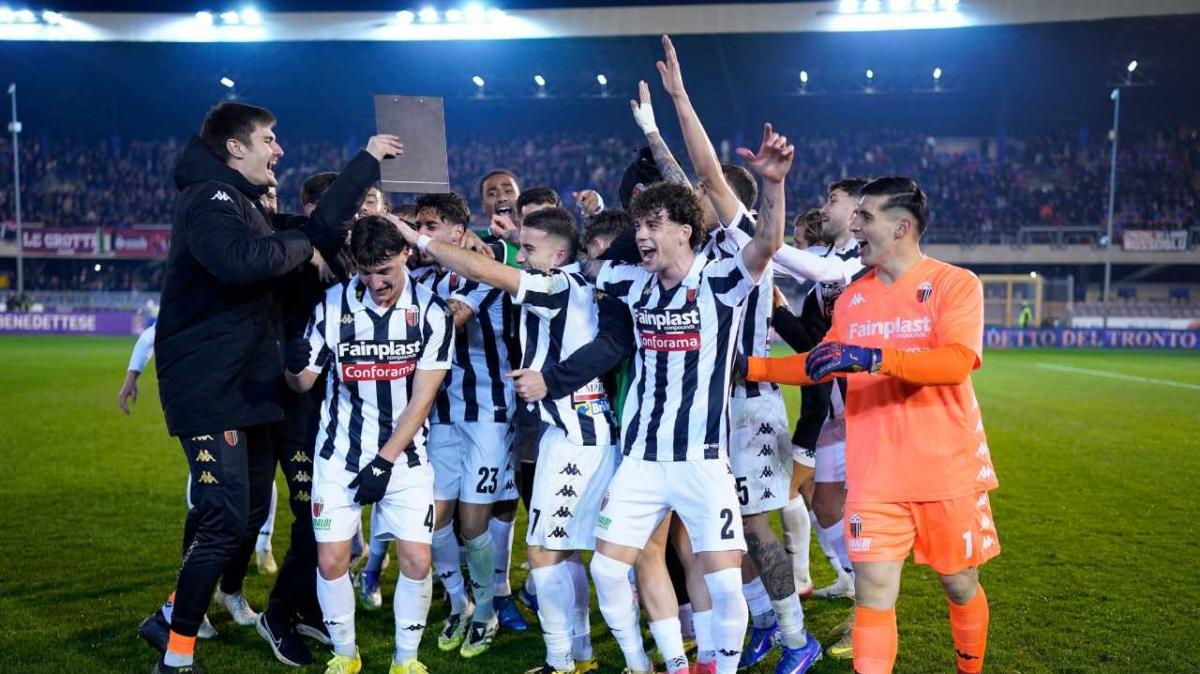 L'Ascoli rifà il look al proprio logo: "La nostra storia, per l'eternità"