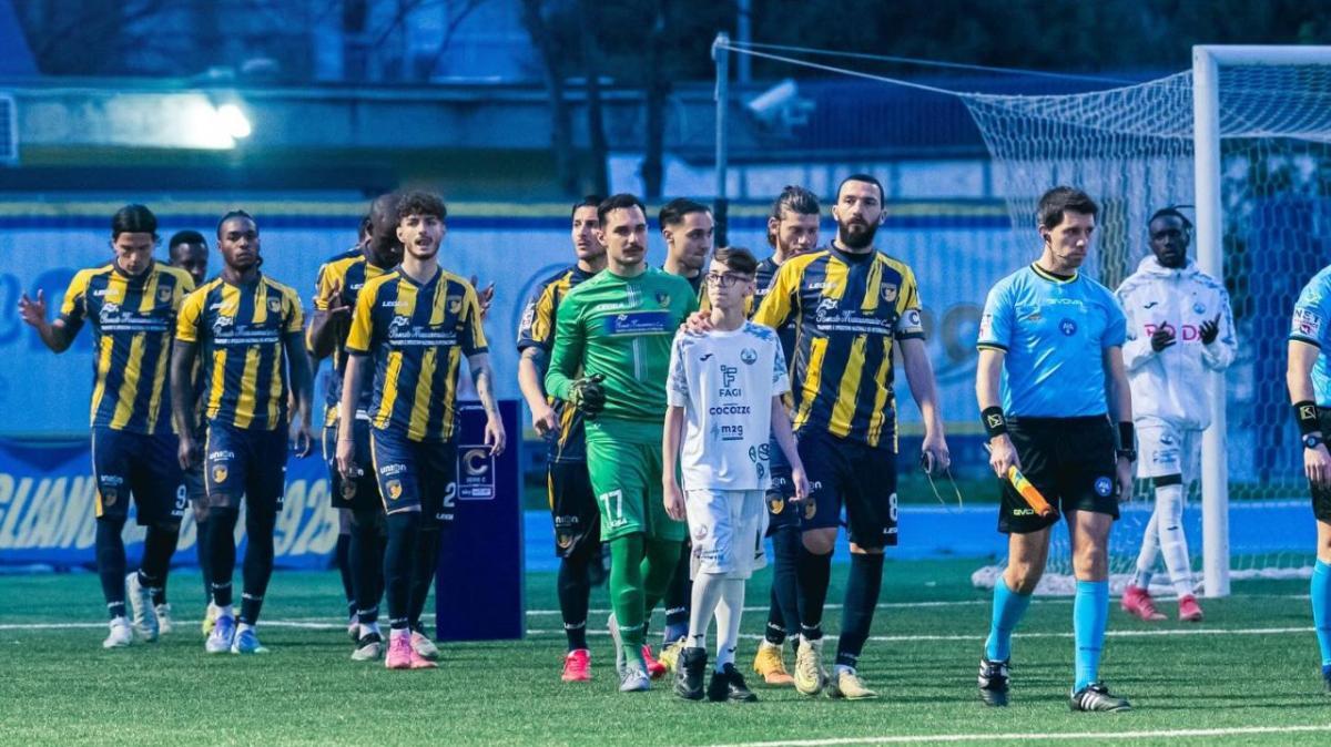 Coppa Italia Serie C Regionale Trenitalia: Giugliano-Sorrento verrà disputata a porte chiuse