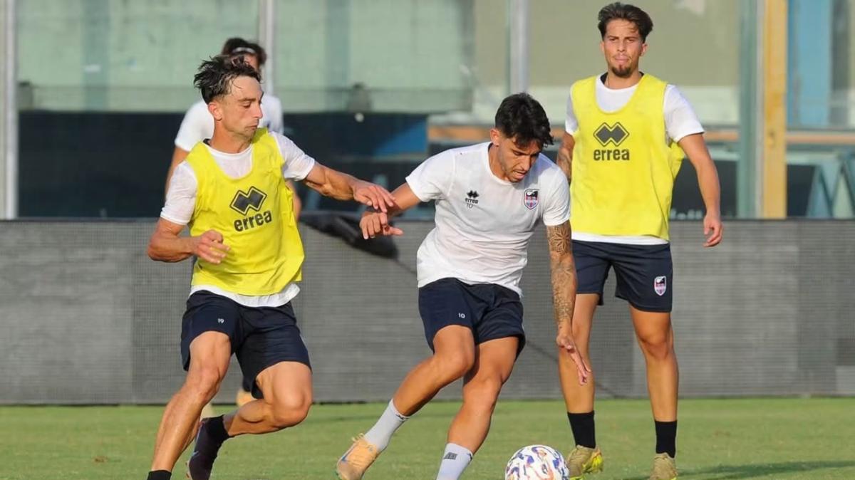 Catania, conclusa la prima parte di ritiro in sede con una sfida in "famiglia": decide la rete di Stoppa