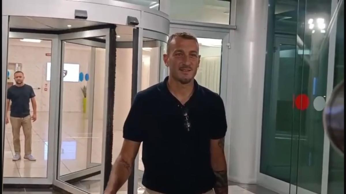 Salernitana, La Gumina è arrivato in città | Le immagini
