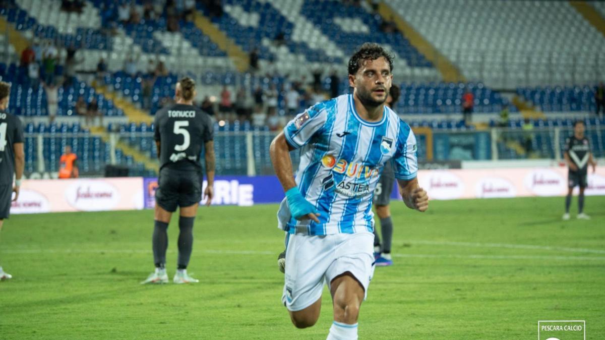 Pescara, Merola: "Posso fare anche la prima punta, sto bene e l'ho dimostrato"