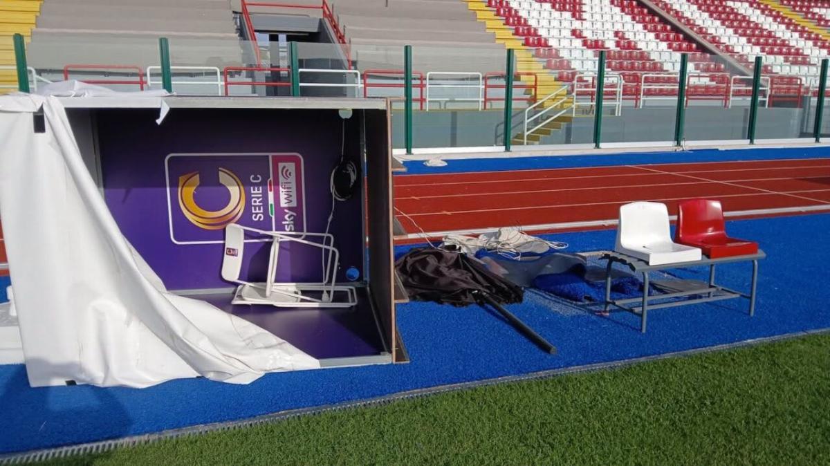 Altamura, distrutta la postazione FVS: ancora un atto vandalico allo stadio D'Angelo
