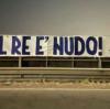 "Il re è nudo": il nuovo striscione dei tifosi della Lazio contro Lotito - FOTO