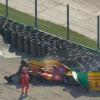 Ferrari, schianto pauroso per Leclerc: e prima butta fuori Hamilton!