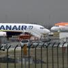 NEWS | Ryanair, finestrino si rompe in volo: uomo rischia di esser risucchiato