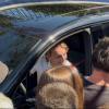 Lazio - Milan, i tifosi fuori Formello: foto e autografi con Rovella - VIDEO