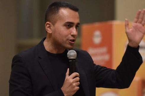 Politica / Post Umbria, Di Maio: "Basta alleanze con il Pd nelle regioni"