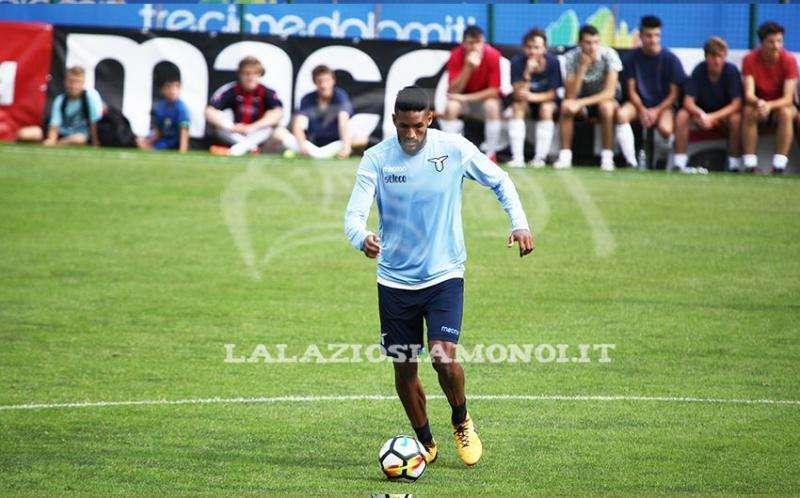 FORMELLO - Prove tattiche anche per l'attacco. Differenziato per Wallace e Radu. Out Anderson...