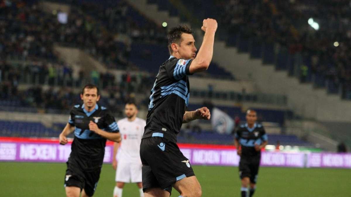 Milan, un ex Lazio in visita a Milanello: un alunno speciale per Pioli