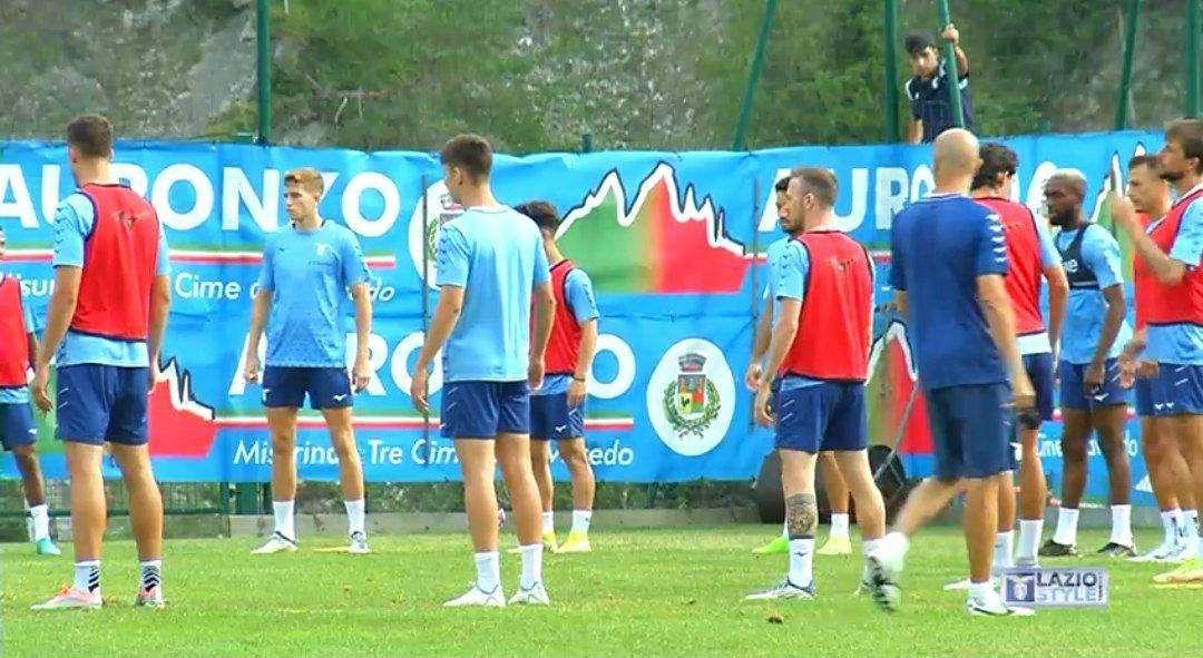 Lazio | Il tg da Auronzo di Cadore: l'abbraccio tra la squadra e i tifosi. E Lotito... - VIDEO