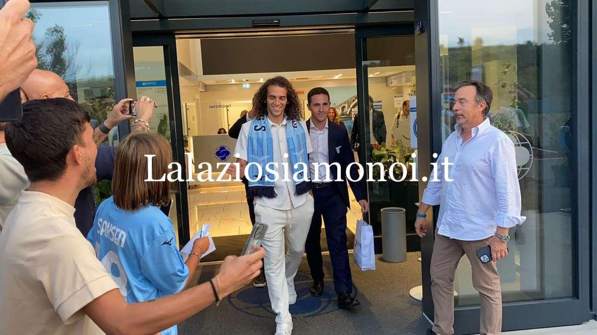 Lazio, Guendouzi esce dalla Paideia: terminate le visite - FOTO & VIDEO