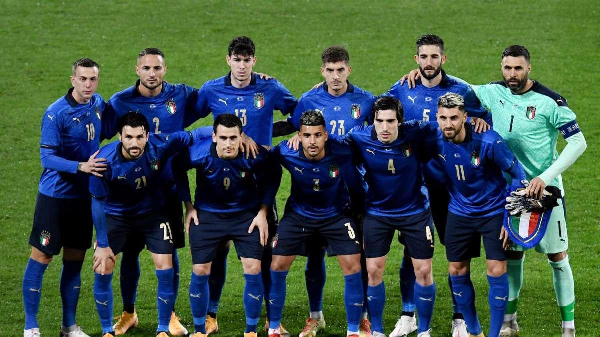 Nazionale, Italia con il lutto al braccio contro l'Irlanda del Nord: il motivo 