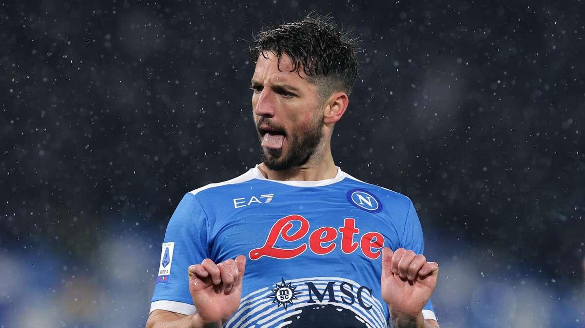 Calciomercato Lazio, occhio agli svincolati: da Vecino a Mertens, l'elenco completo