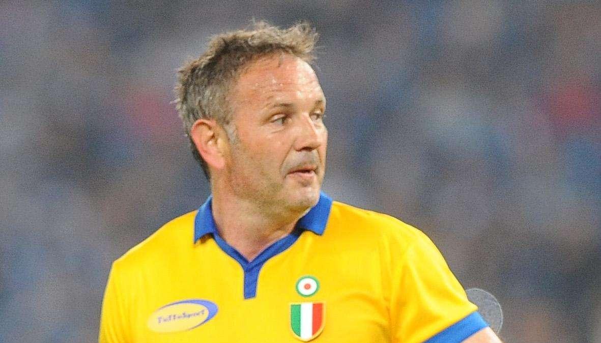 Morte Mihajlovic, il saluto della Lazio a Sinisa con le sue parole: "Vi voglio bene!" - VIDEO