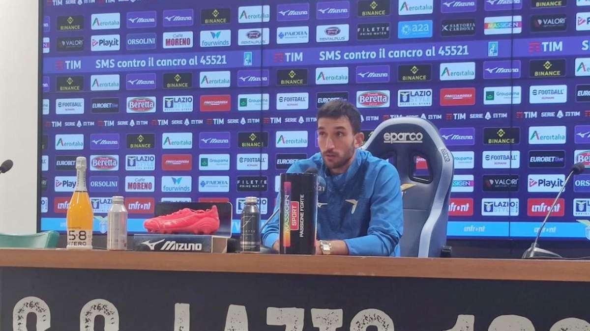 Cataldi in conferenza: "La Lazio più forte? No, la più completa". Poi replica a Mourinho...